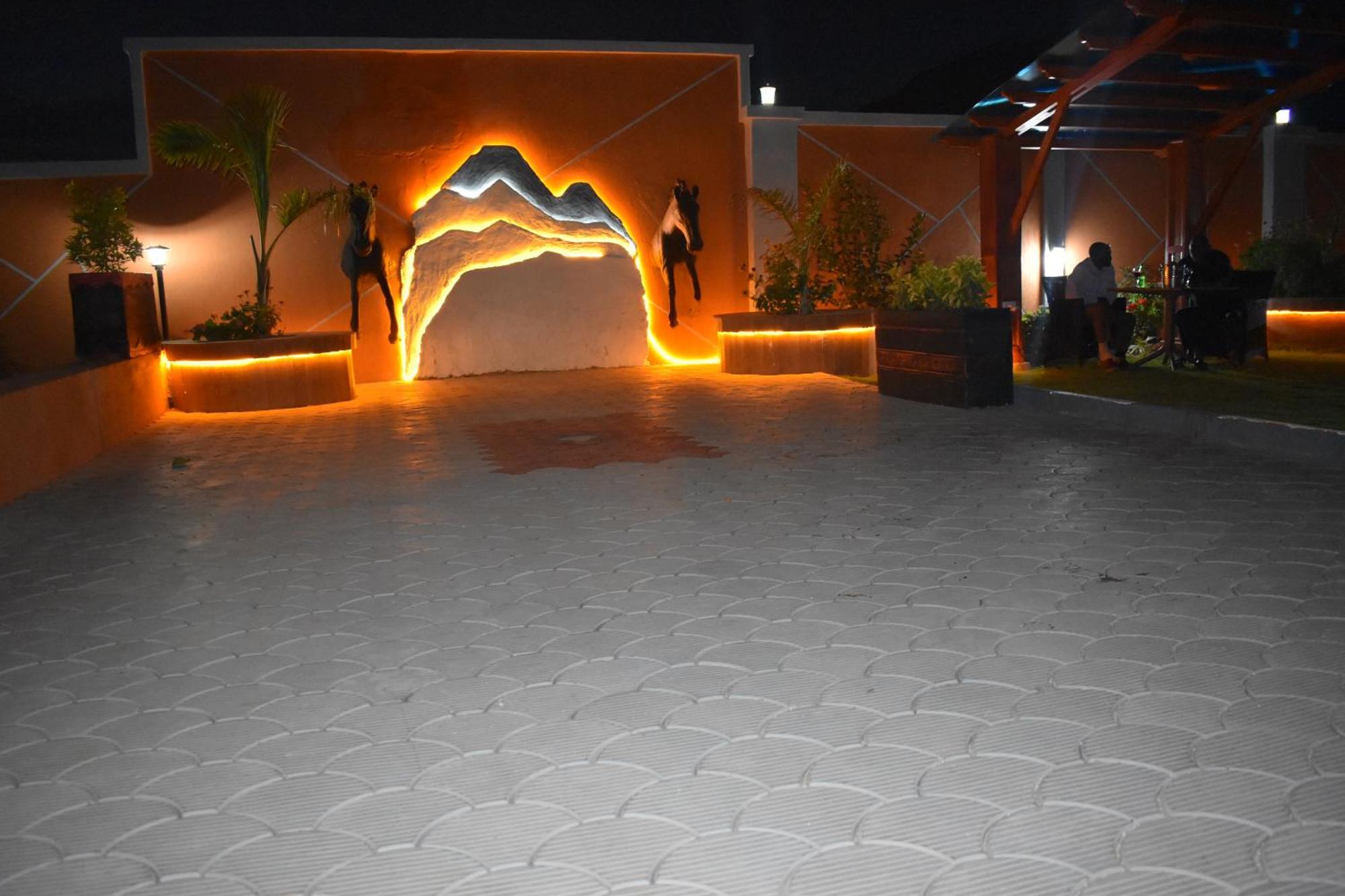 Brand Hotel Dodoma Ngoại thất bức ảnh