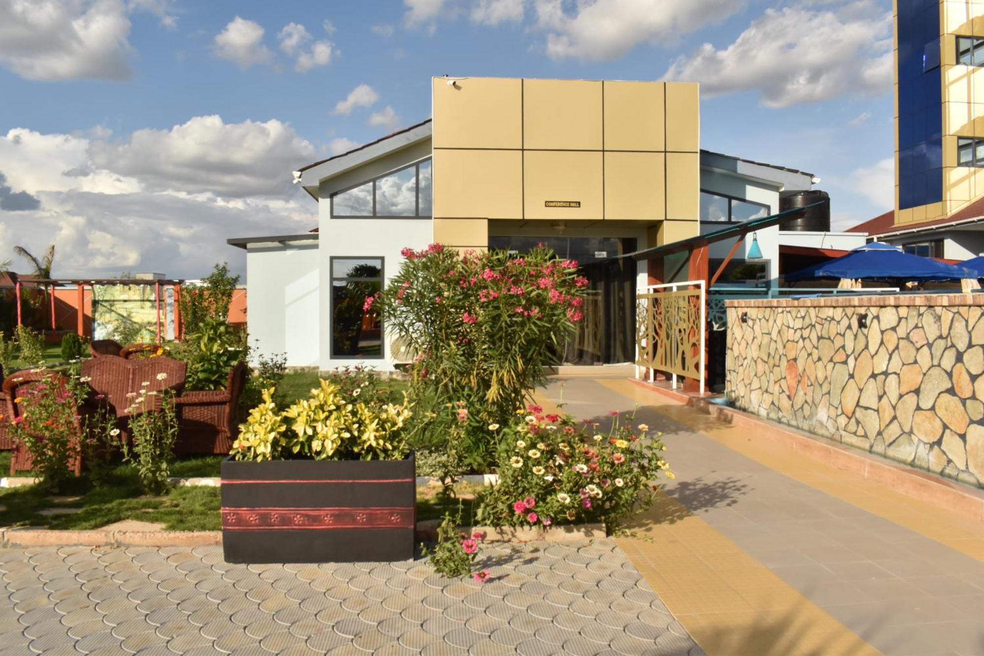 Brand Hotel Dodoma Ngoại thất bức ảnh